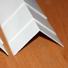 Уголки ПВХ белые, молдинги оконные